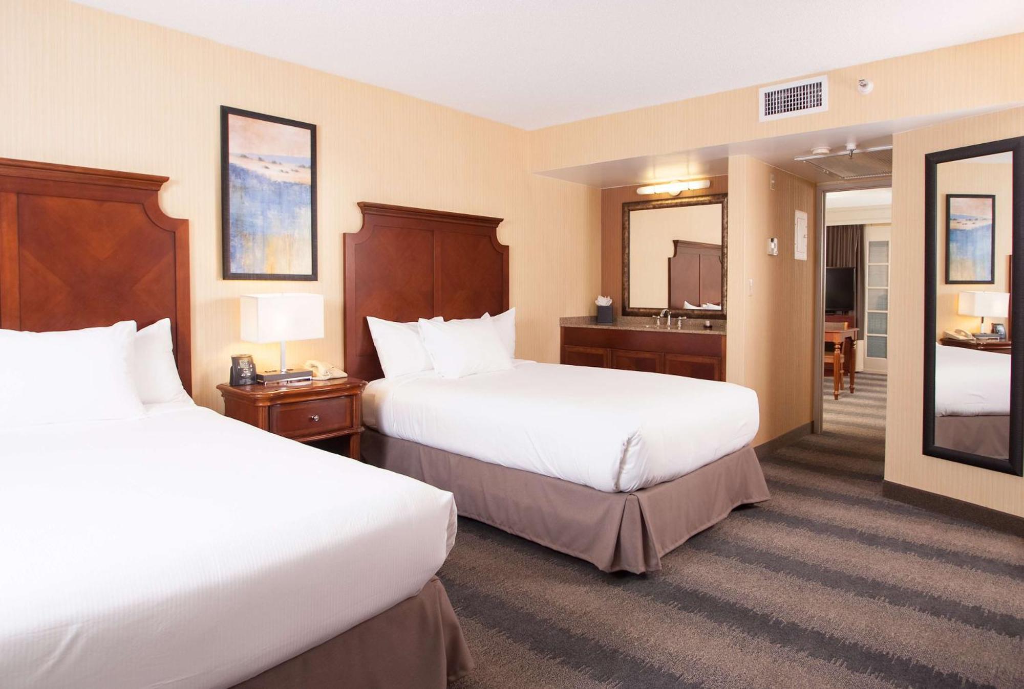 Embassy Suites By Hilton Bloomington/Minneapolis Екстериор снимка