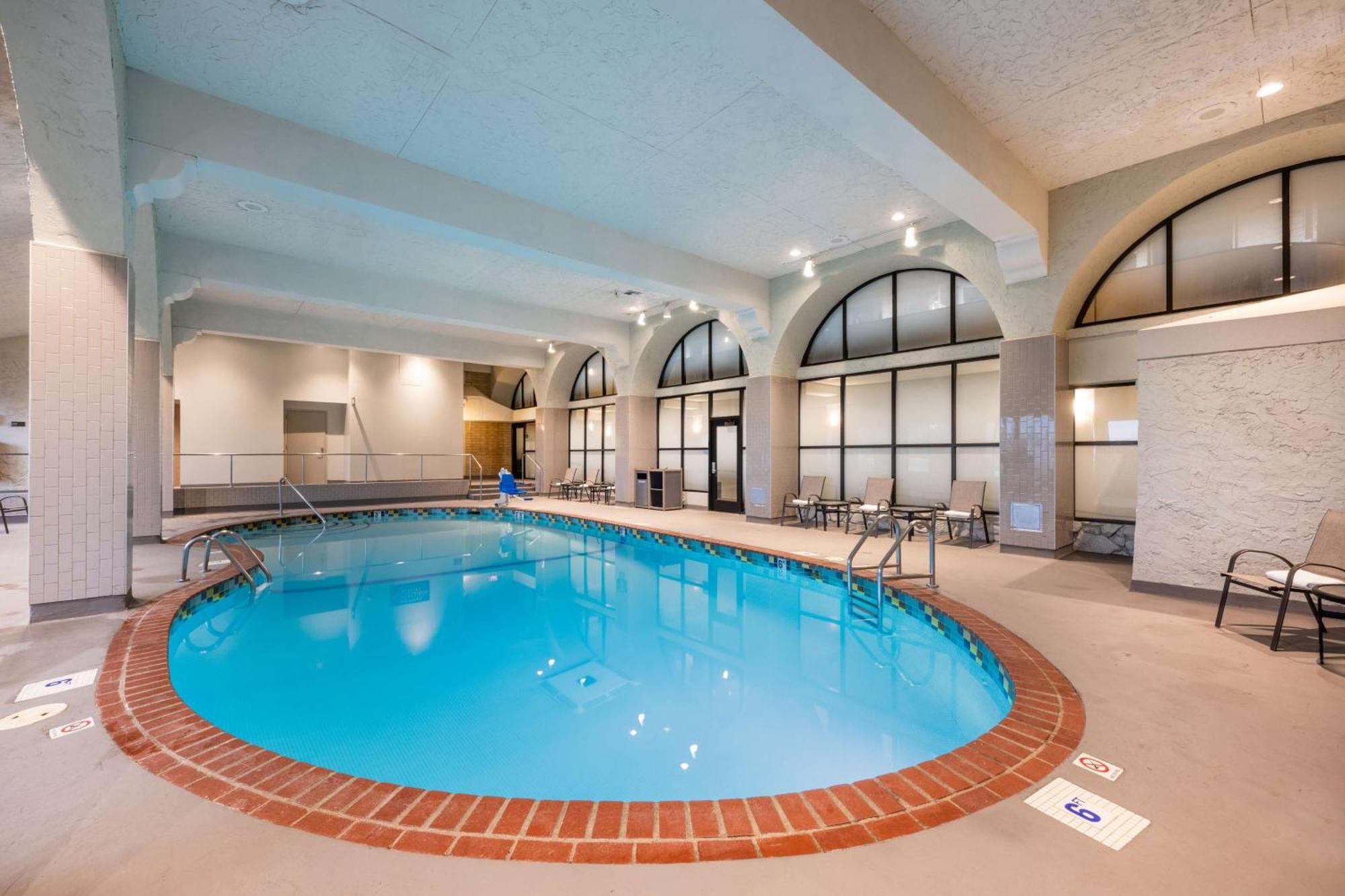 Embassy Suites By Hilton Bloomington/Minneapolis Екстериор снимка